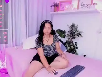 Paoseven7  live sex cam