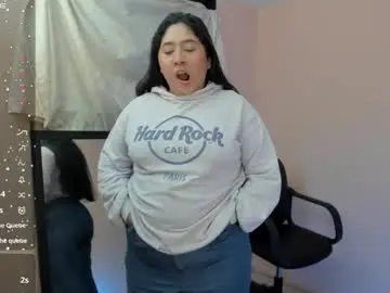 Cherrycurvy_01  live sex cam