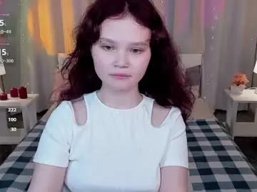 Emilychaves  live sex cam