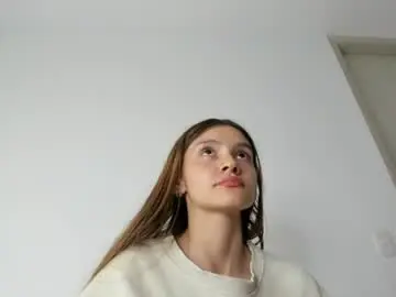 Evelin_gh1  live sex cam