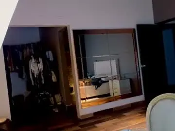 Greyslopez  live sex cam