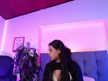 Im_meegan  live sex cam