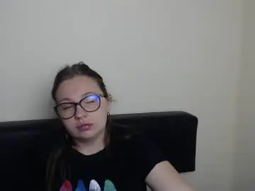 Luizaheems_  live sex cam