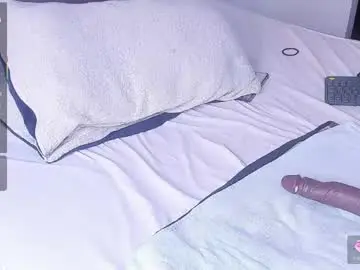 Lunacandyy1323  live sex cam