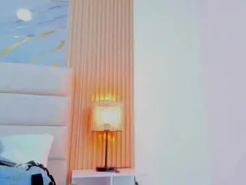Miamalkovaa_  live sex cam