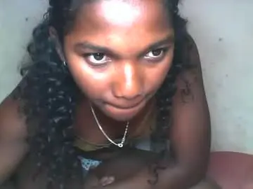 Mila_lunah  live sex cam