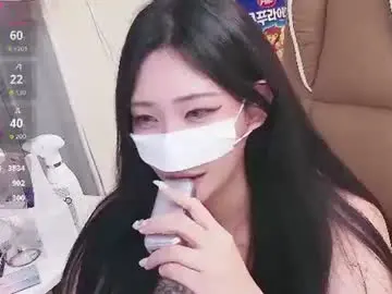 Milksola  live sex cam
