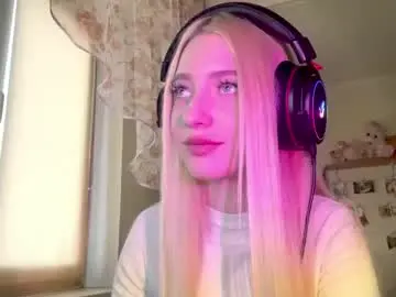 Mirnapane  live sex cam