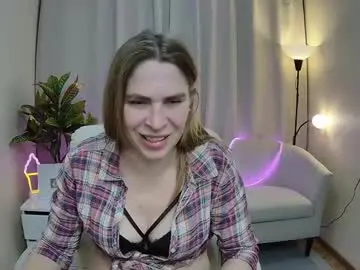 Tessadaybreak  live sex cam