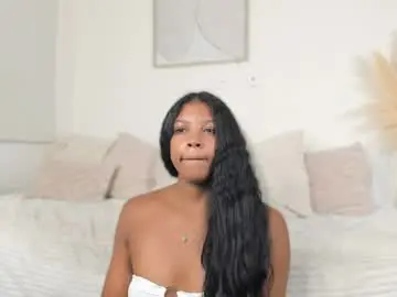 Zoegarner10  live sex cam