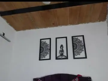 Esmeralda_pym  live sex cam