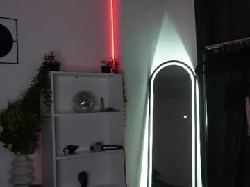 Evaasweettt  live sex cam