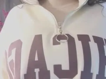 Evageline_s  live sex cam