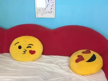 Karravega  live sex cam