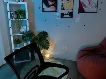 Kiznaiverchan  live sex cam