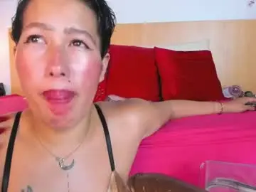 Laura_torress  live sex cam