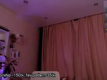 Meow_on_da_cam  live sex cam