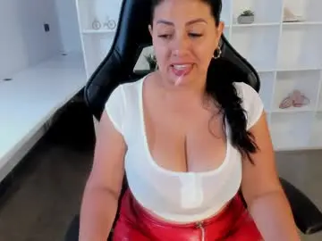 Natural_bigboobs  live sex cam