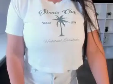Natural_bigboobs  live sex cam