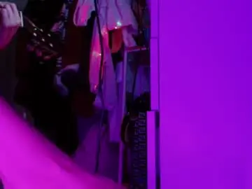 Orange___melani  live sex cam