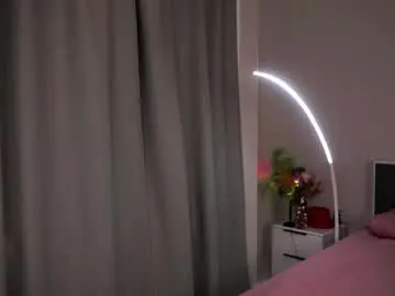 Yvonnecristiano  live sex cam