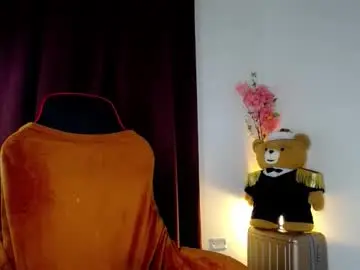 _rosscutiex  live sex cam