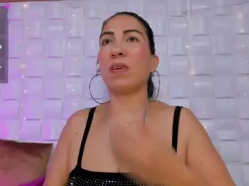 Amberjoymilf  live sex cam