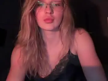 Fit_queen__  live sex cam
