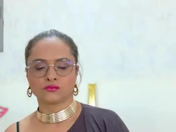 Marilynvega77  live sex cam