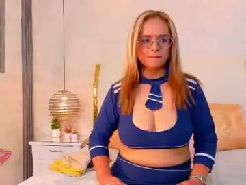 Marilynvega77  live sex cam