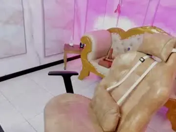 Persefire  live sex cam