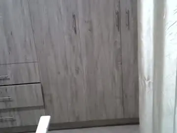 Renal_queen  live sex cam