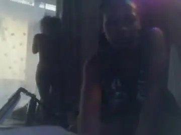 Wetnaughtygurl  live sex cam