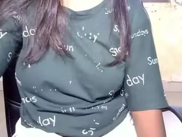 Aaliya11  live sex cam
