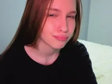 Alllura  live sex cam