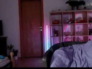 Alycediamond21  live sex cam