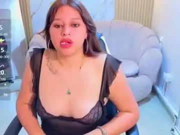 Amazona_b  live sex cam