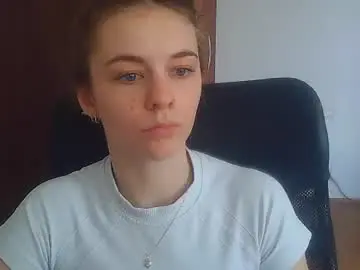 Ariacreazy  live sex cam