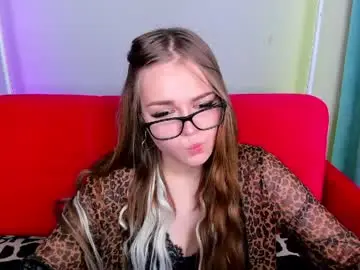Blondyjolly  live sex cam