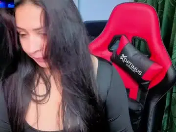 Charlottee_lovee69  live sex cam