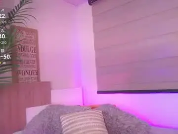 Dakotaa_moom  live sex cam