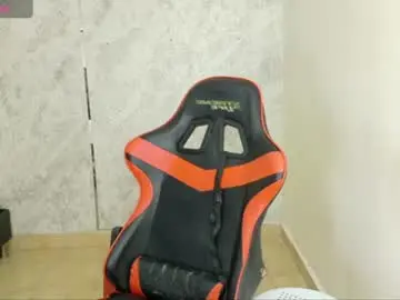 Emy_0  live sex cam