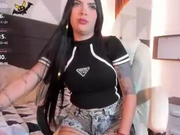 Hannabaez  live sex cam