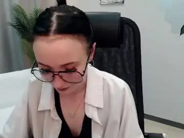 Kiss_of_love_0  live sex cam