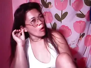 Ladysweet4u69  live sex cam
