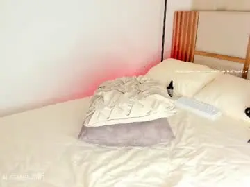 Miss_melanie18  live sex cam