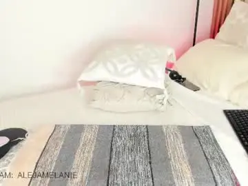 Miss_melanie18  live sex cam