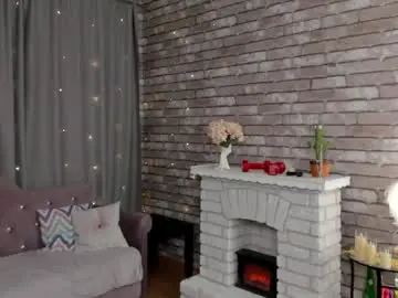 Mollynay  live sex cam