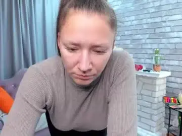 Mollynay  live sex cam