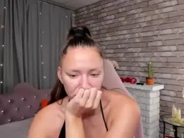 Mollynay  live sex cam